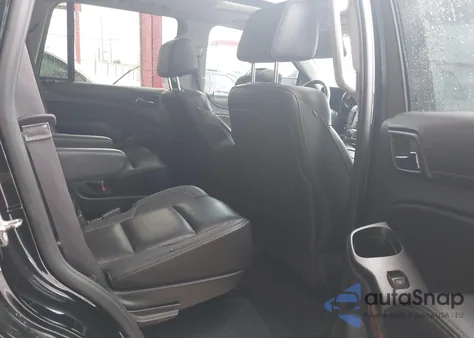 2015 Chevrolet Tahoe Ltz z USA, uszkodzony, nr VIN 1GNSKCKC6FR513826